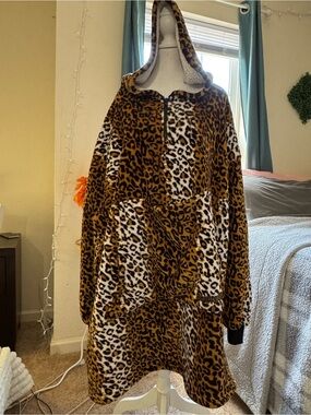 Leopard Print Hooded Fleece Tunic Jacket - Brown